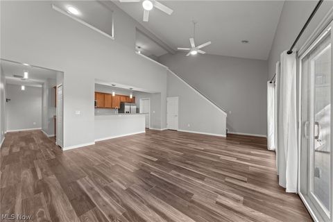 Tiny photo for 5547 Beavercrest Drive #211, Lorain, OH 44053 (MLS # 5190574)