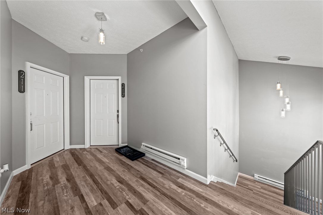 Residence on the Green - Residential