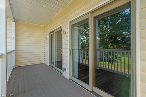 Tiny photo for 5547 Beavercrest Drive #211, Lorain, OH 44053 (MLS # 5190574)