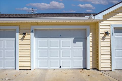 Tiny photo for 5547 Beavercrest Drive #211, Lorain, OH 44053 (MLS # 5190574)