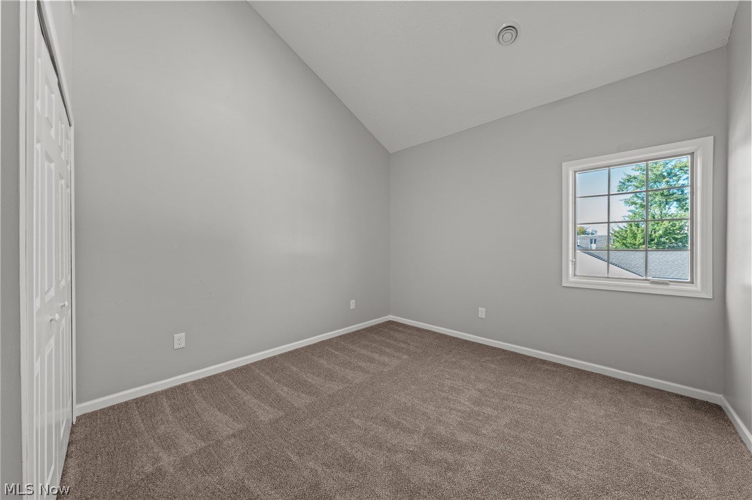 Residence on the Green - Residential