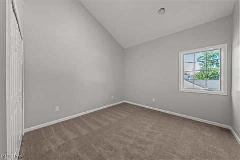 Tiny photo for 5547 Beavercrest Drive #211, Lorain, OH 44053 (MLS # 5190574)