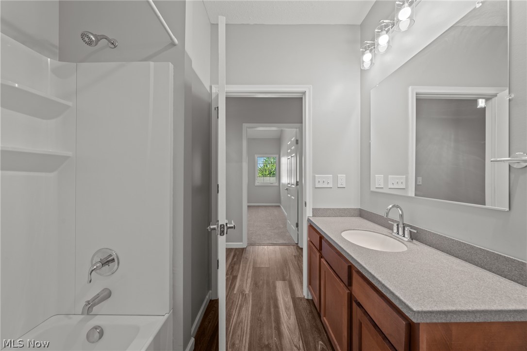 Residence on the Green - Residential