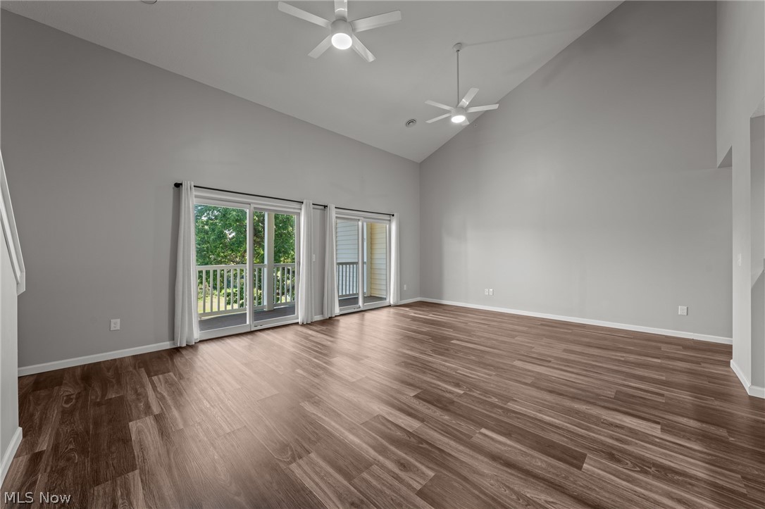 Residence on the Green - Residential