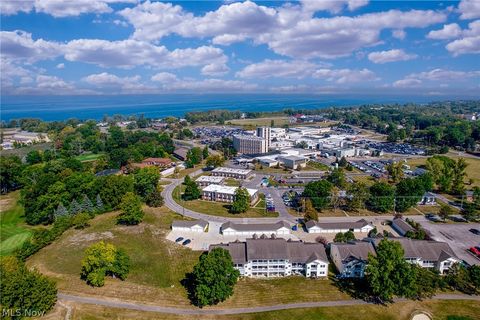 Tiny photo for 5547 Beavercrest Drive #211, Lorain, OH 44053 (MLS # 5190574)