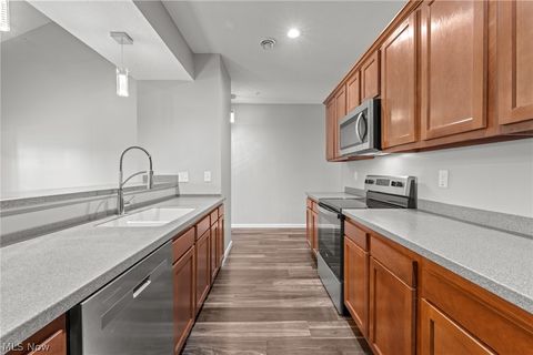 Tiny photo for 5547 Beavercrest Drive #211, Lorain, OH 44053 (MLS # 5190574)