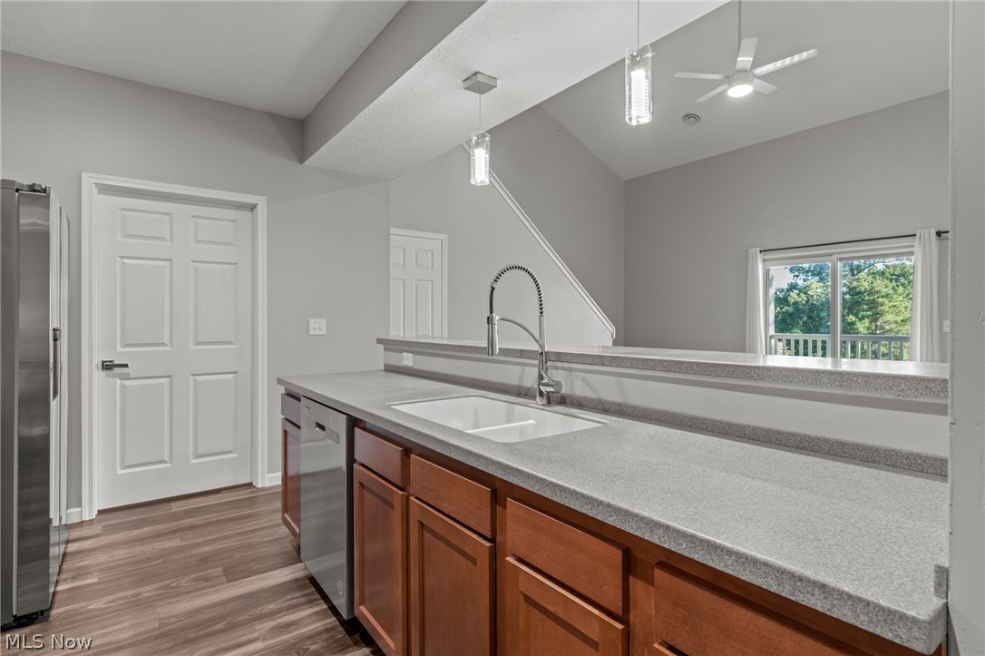 Residence on the Green - Residential