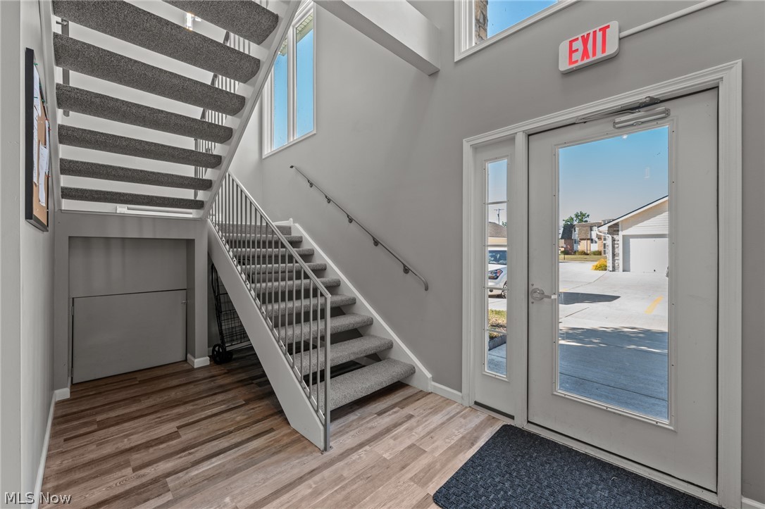 Residence on the Green - Residential