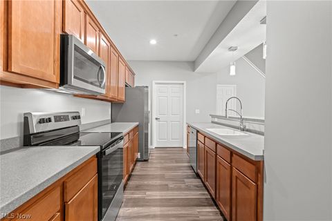 Tiny photo for 5547 Beavercrest Drive #211, Lorain, OH 44053 (MLS # 5190574)