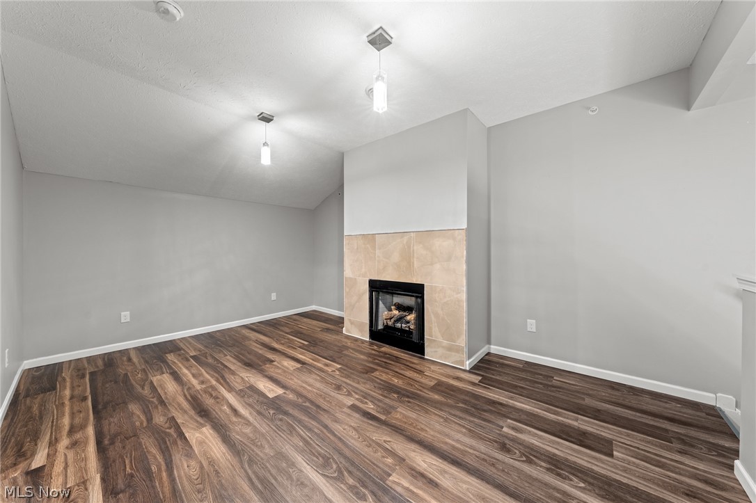 Residence on the Green - Residential