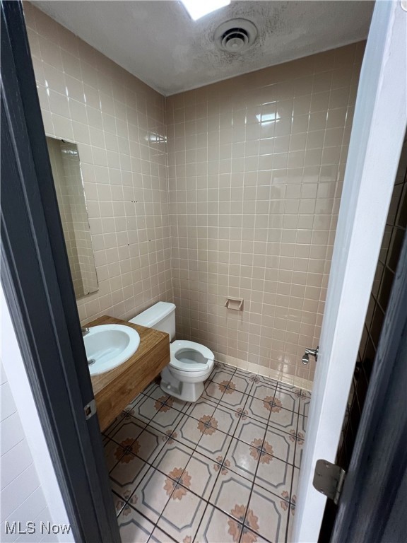 D D Davis 03 - Commercial Lease