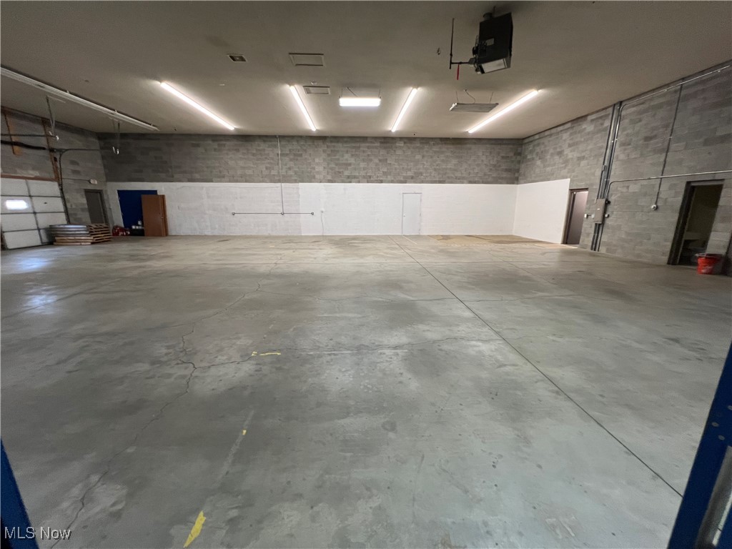 D D Davis 03 - Commercial Lease