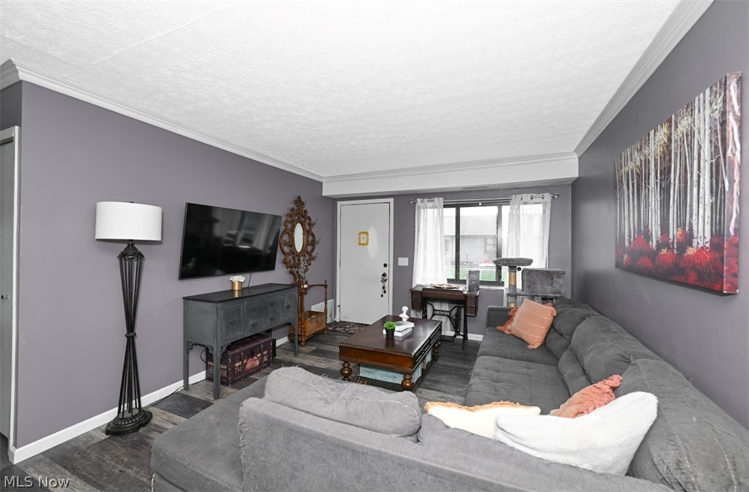 2799 Mull Avenue 10-B