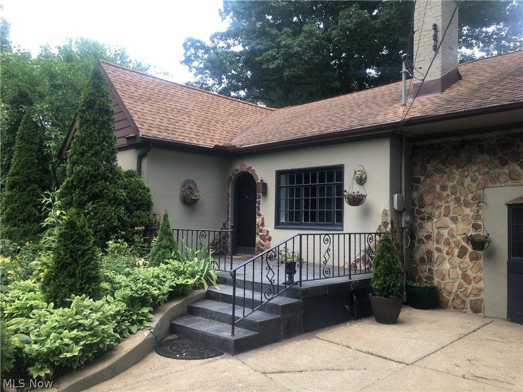 Bath - Residential Lease