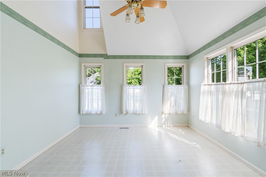 Nantucket Row - Residential