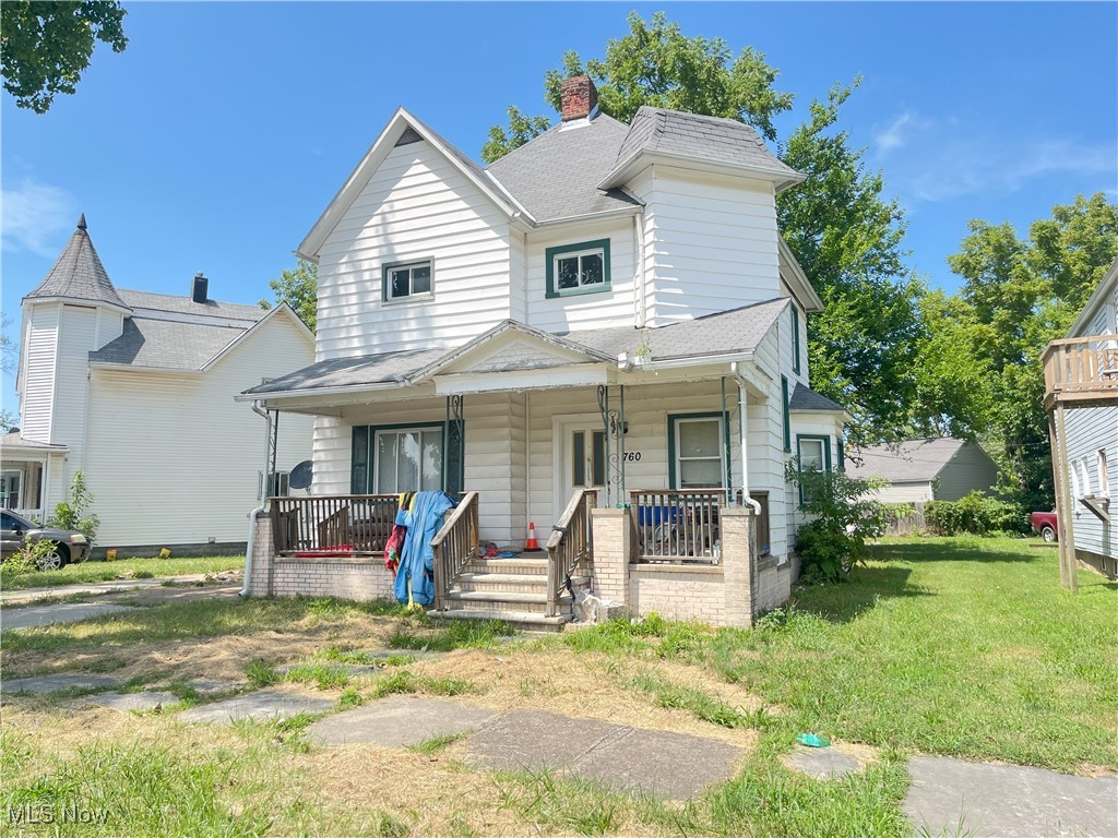 Welcome to 760 West 9th Street, Lorain, Ohio 44052! This property presents an incredible investment opportunity for the right buyer. With 4 bedrooms, 2 bathrooms, and 1,967 sq. ft. of space, it offers the size and layout that many buyers are seeking. The home does need some fixing and updates, but that means you have the chance to bring your own vision and creativity to life. Whether you’re a first-time homebuyer ready to roll up your sleeves or an investor looking for your next project, this property has the potential to deliver long-term value. A basement provides added space and flexibility, while the overall footprint of the home gives plenty of room to work with. Property is being sold as-is, making this a straightforward purchase for those ready to take on a project. Don’t miss out on this chance to secure a home with great potential in Lorain!
