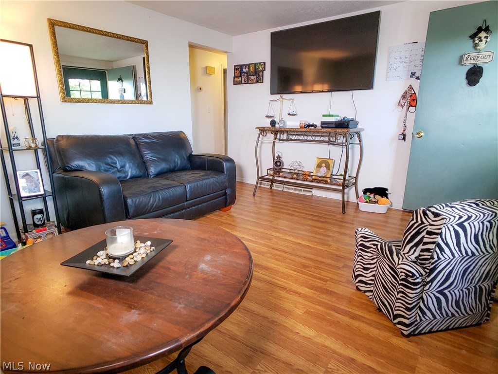 Plain - Residential Income