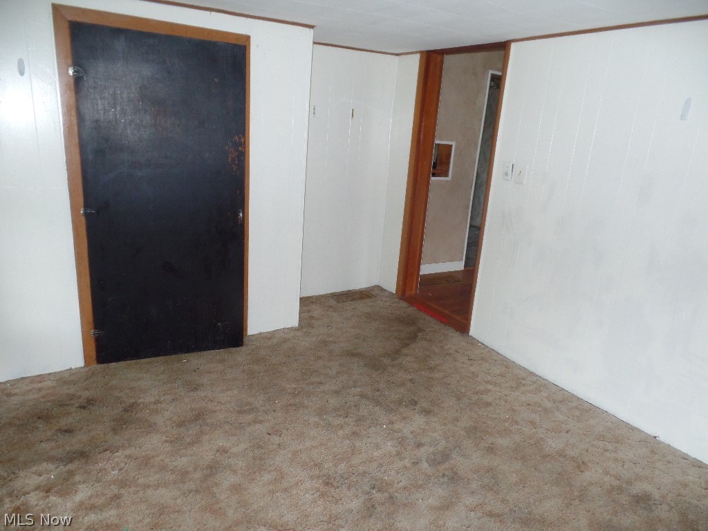 Threshers Add - Residential