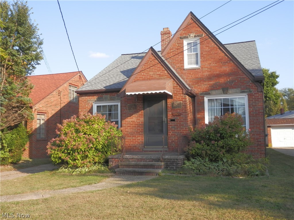You have to see this charming, spacious Kamm's Corners brick bungalow.
Situated near all the necessary amenities, this inviting home has tons to offer:
- 3 Bedrooms
- 2 Bathrooms
- Freshly Painted
- New Carpeting
- 2 car garage plus turnaround and room for more cars
- Plenty of storage
- Large basement for man cave or kids playroom
- Roomy yard for barbecues and play
- 2 minute BRIEF walk to grocery shopping, bank, DQ, discount shopping, restaurants/taverns, liquor store, and public transportation.
This will go fast.