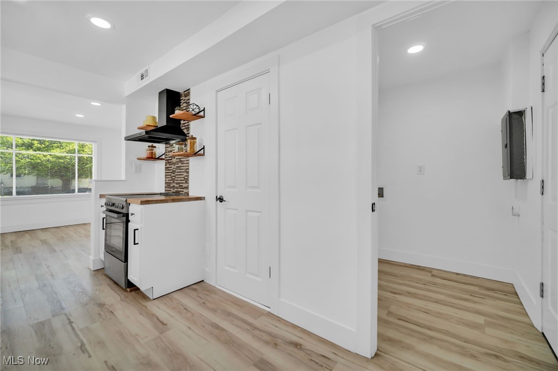 4392 E 144th Street, Cleveland, Ohio image 12