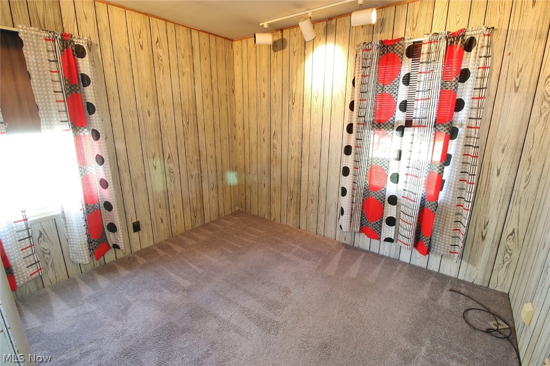 Elizabeth Heights - Residential