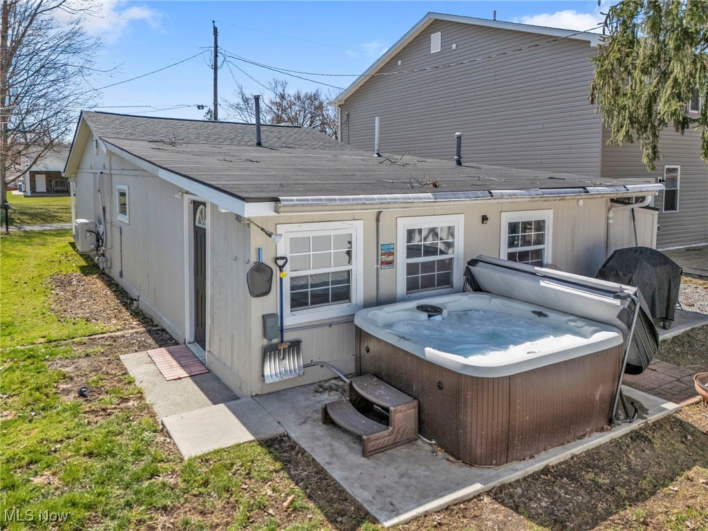 17476 Olive Ave, Lake Milton, Ohio image 29