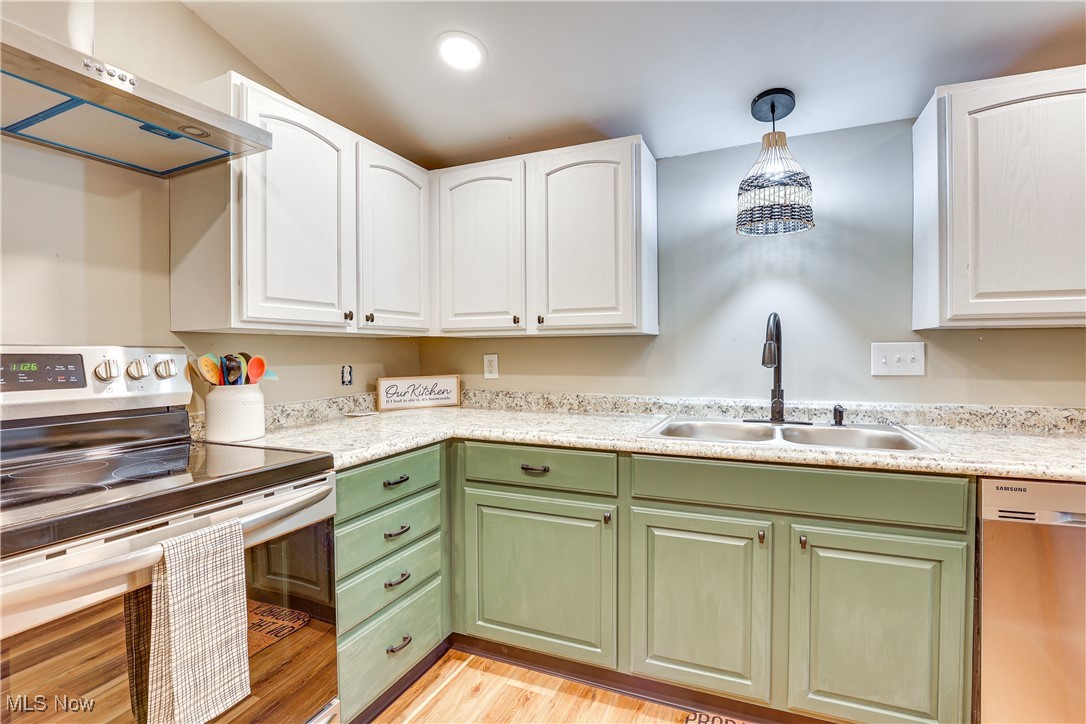 17476 Olive Ave, Lake Milton, Ohio image 12