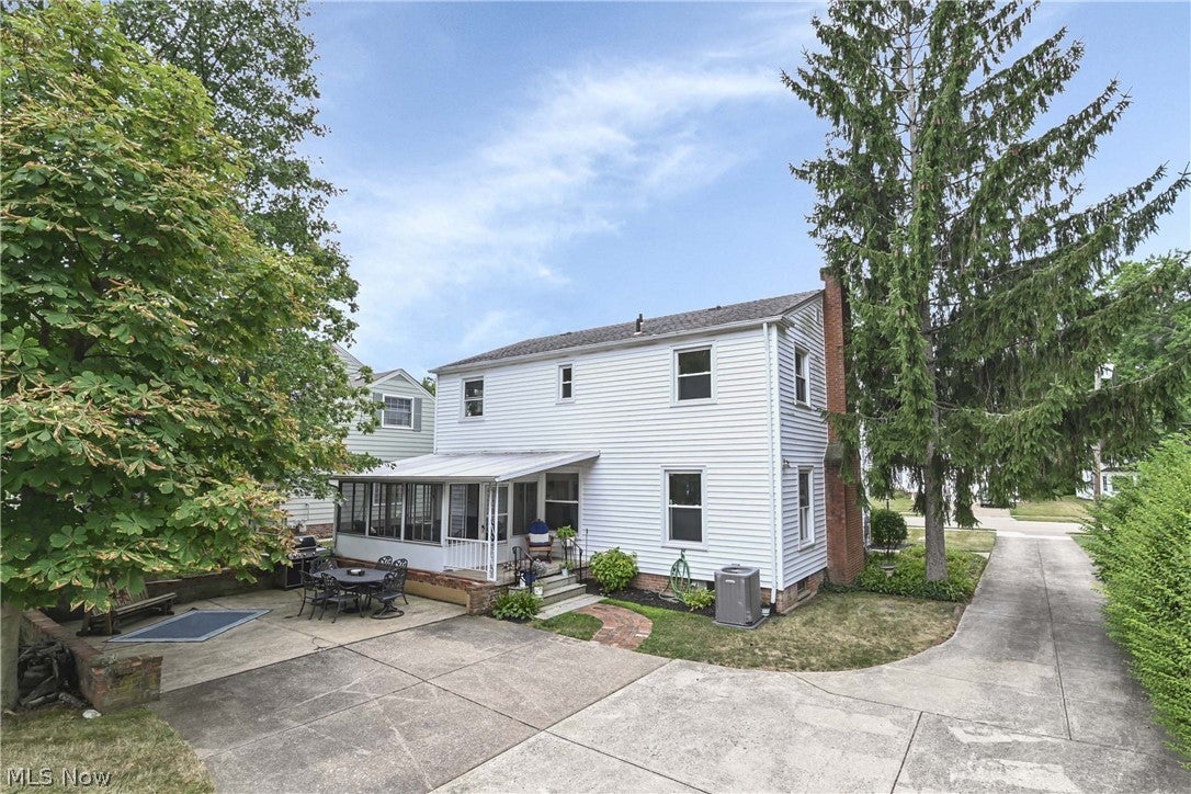1705 Southbend Drive