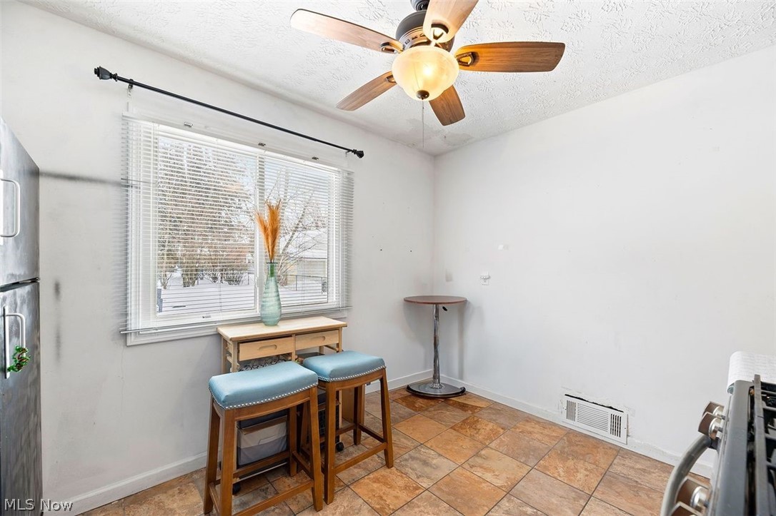 Mayfields/Belvoir Blvd S - Residential