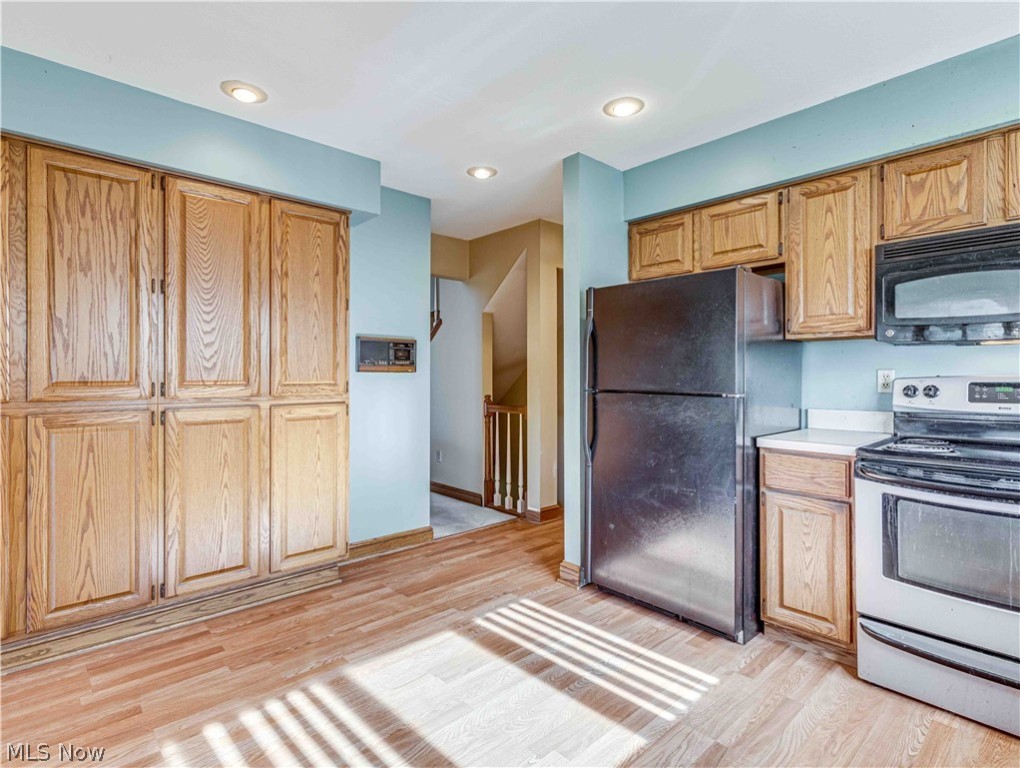 Normandy Village At Cross Creek Condo - Residential