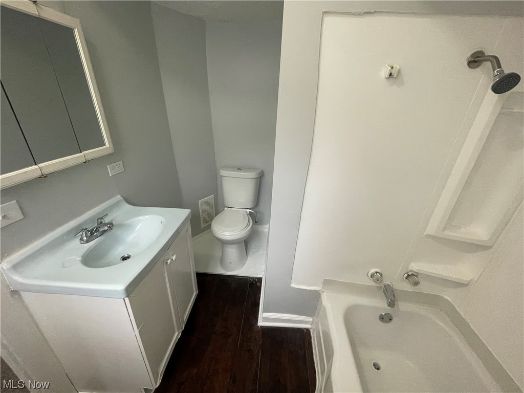 O T Laphams - Residential Lease