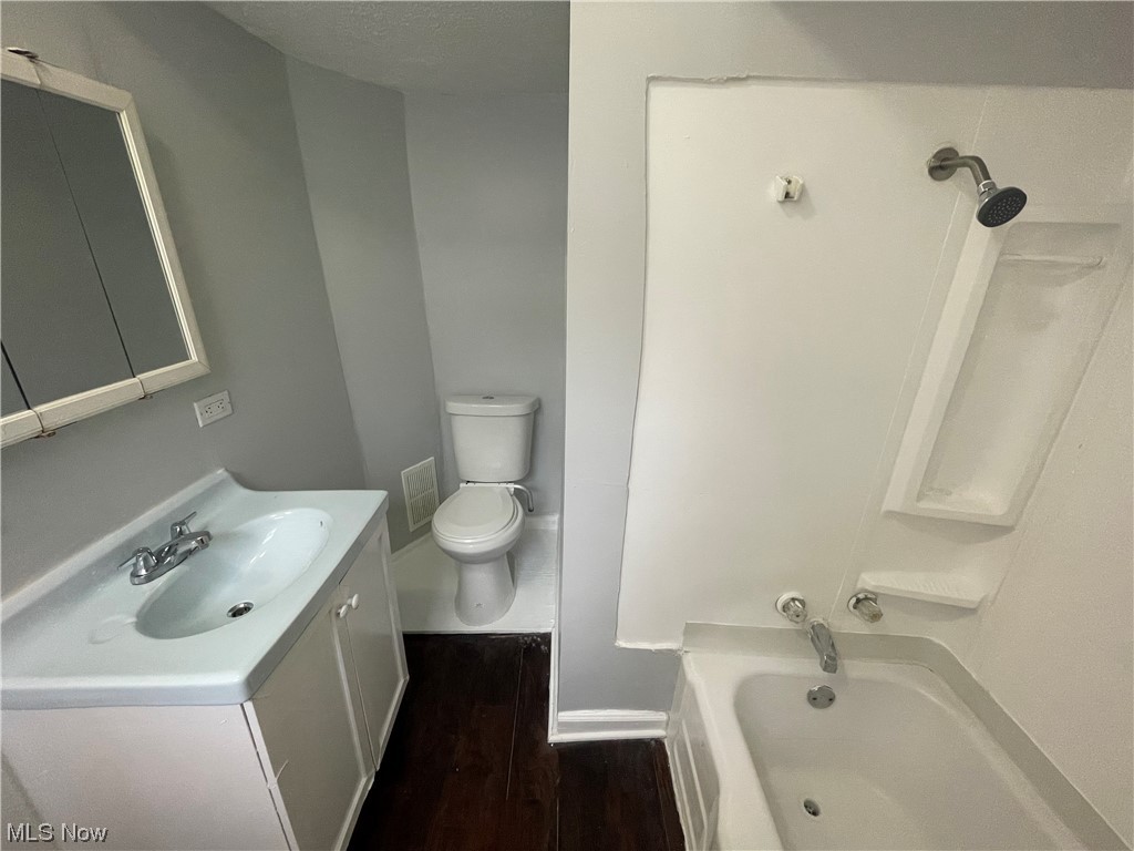 O T Laphams - Residential Lease