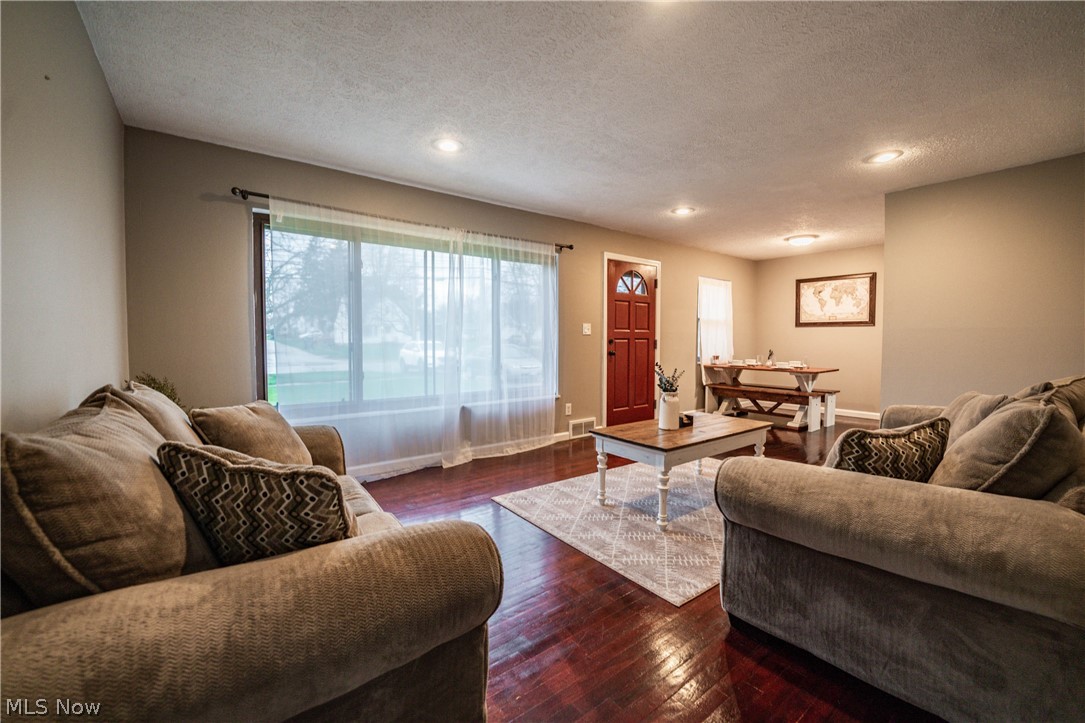 Metro Golf Park - Residential