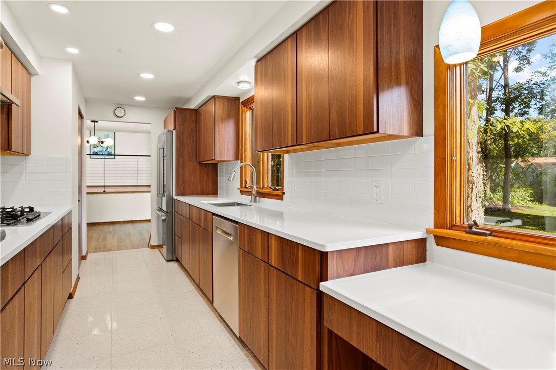 Williamsburg Heights 05 - Residential