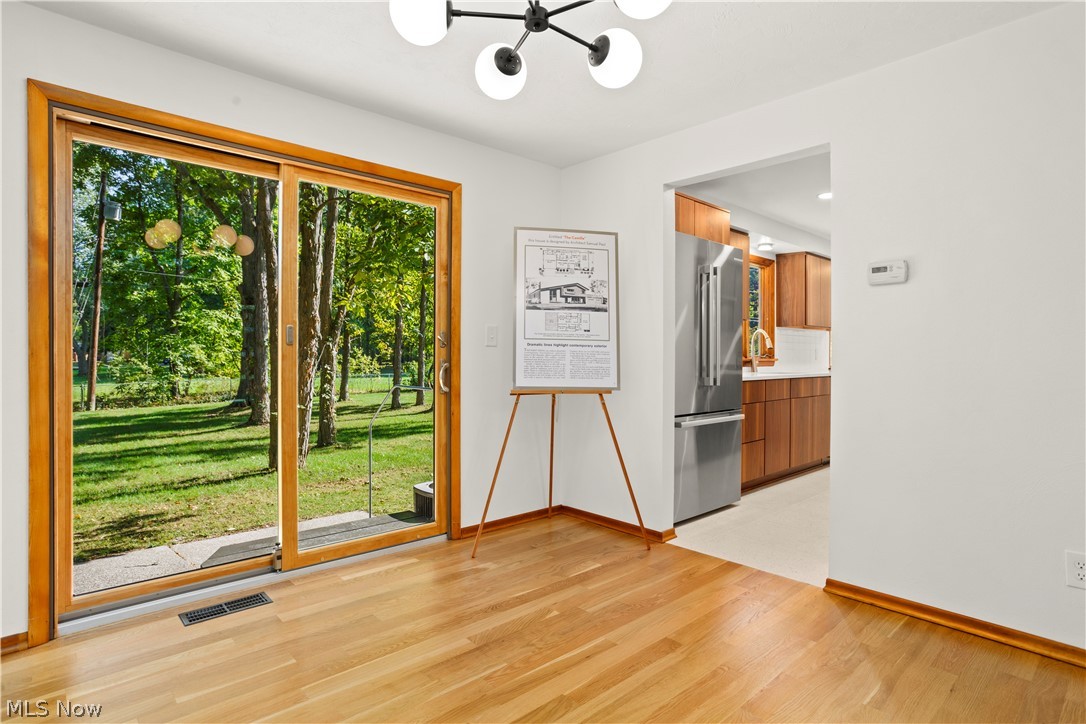 Williamsburg Heights 05 - Residential