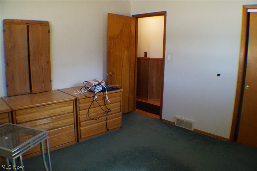 Brooklyn Airport - Residential