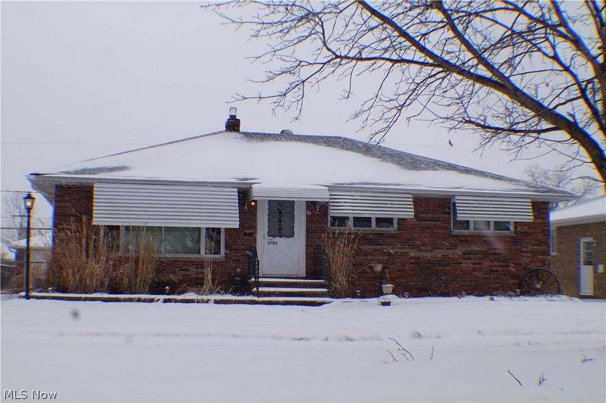 Located in one of the great Cleveland suburbs, this 60's ranch is just waiting for your personal touch! Enjoy easy living with the low
maintenance brick exterior and main living areas on 1 floor . This home boasts a large living room, great sized dining room, and a huge
eat in kitchen offers lots of cabinet space. There is a full family/sun room off the back also. Tons of storage in the full basement while not
fully finished is currently used as living space. There is also a 2 car detached garage. Close to dining and shopping. just minutes to
multiple routes and highways including 480, 71, 77, 17, 94, 42, and 176. Priced to sell !!!
