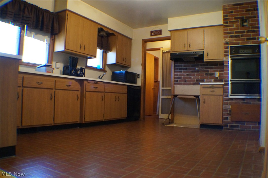 Brooklyn Airport - Residential