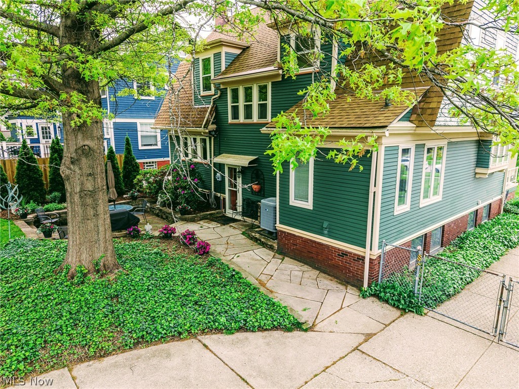 Arthur Ave Sec 22 - Residential