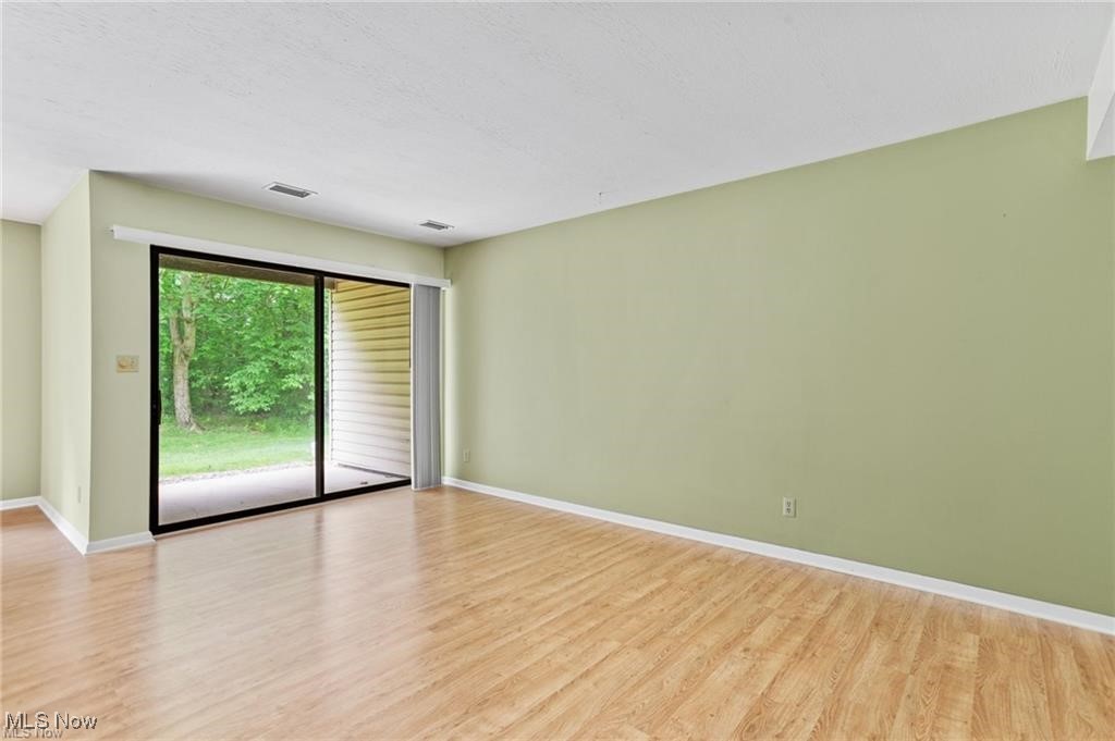 Oak Knolls Condo - Residential