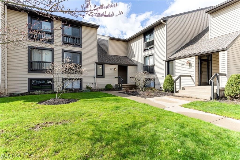 Oak Knolls Condo - Residential