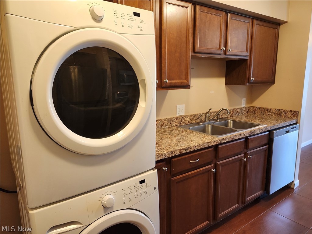 Ivy Hill Condo - Residential