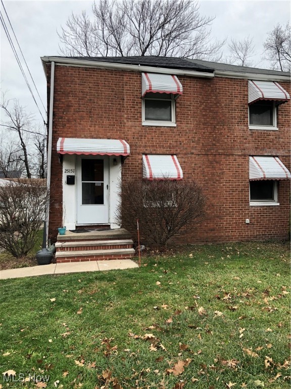 Calling all investors!! Take a look at this beautiful brick house in the heart of Euclid!! This property boasts three bedrooms, one bathroom, a host of fetching features, and a reliable tenant paying $1,050 on a month-to-month lease! Snatch it up today!!