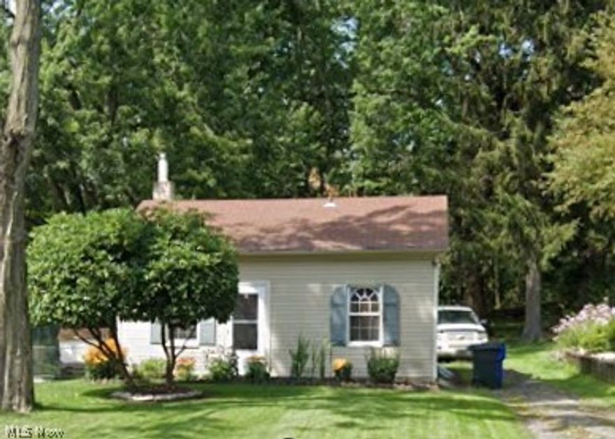 Welcome to this charming 2-bedroom, 1-bathroom ranch nestled in the heart of Ravenna's historic district. With its prime location and classic architectural appeal, this property offers immense potential for investors or homeowners seeking a project with promising returns. Light renovation is all that's needed to revitalize this gem and unlock its full value. Whether you're looking to flip for a quick profit or hold as a rental property, this home presents an excellent opportunity to capitalize on the enduring allure of Ravenna's historic charm. Don't miss out on the chance to transform this property into a lucrative investment or a cozy abode in one of Ohio's most cherished neighborhoods.