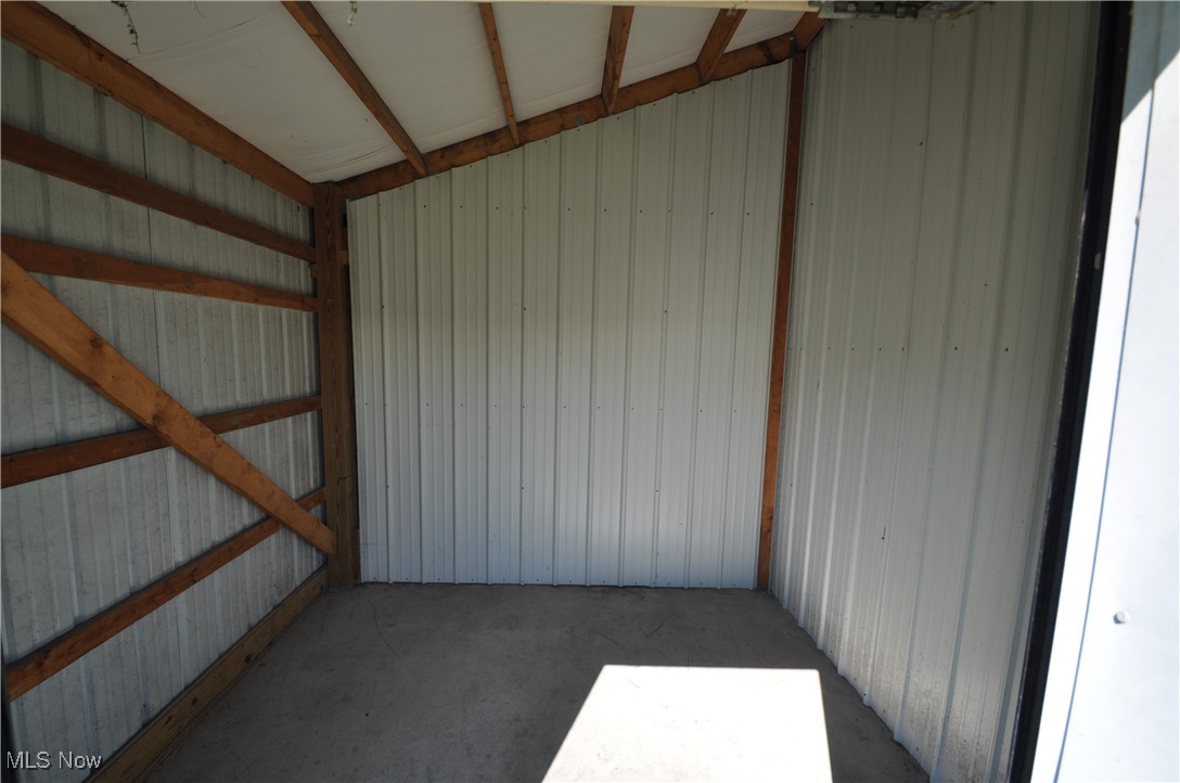 Board/Trade Fifth Add - Commercial Sale