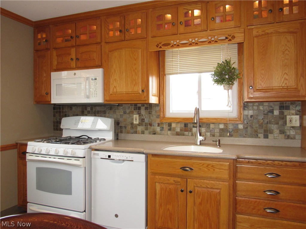 Hummel-Snow 01 - Residential