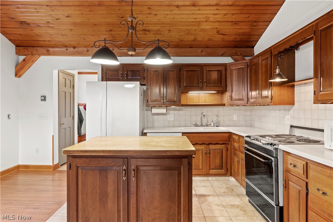 Gore Strip - Residential