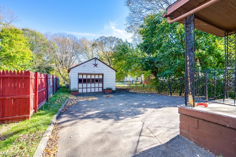 Oliver M Rosser Allotment - Residential