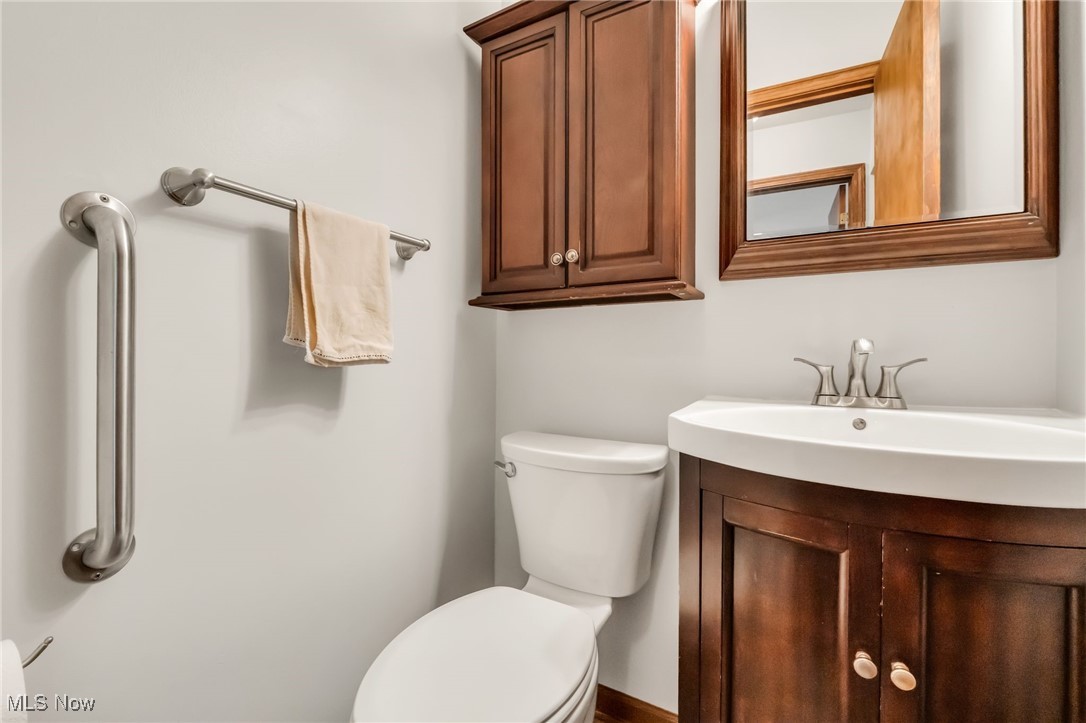7456 Blue Ridge Drive, Mentor, Ohio image 21