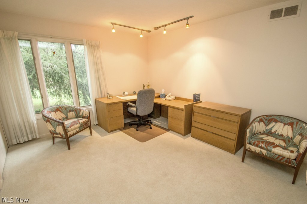 Windward Hills - Residential